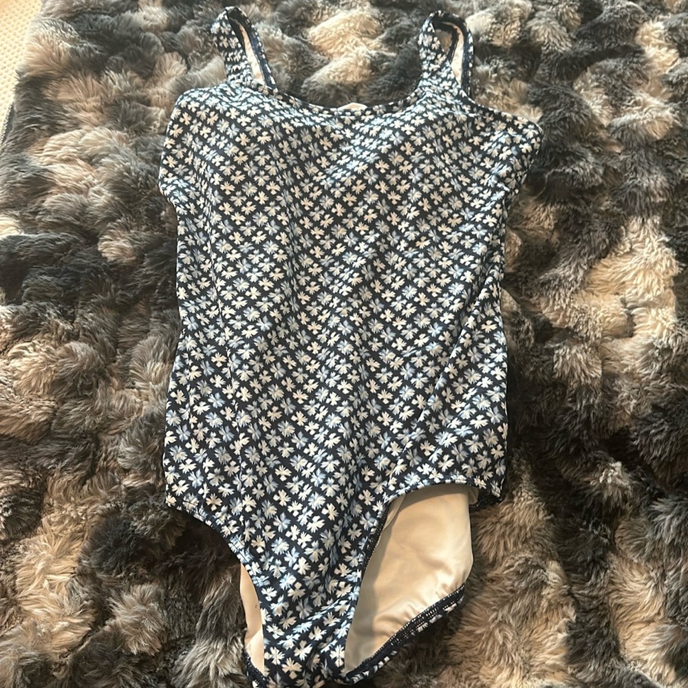 1 piece bathing suit